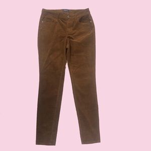 Old Navy Mid-Rise Rockstar Corduroy Pant